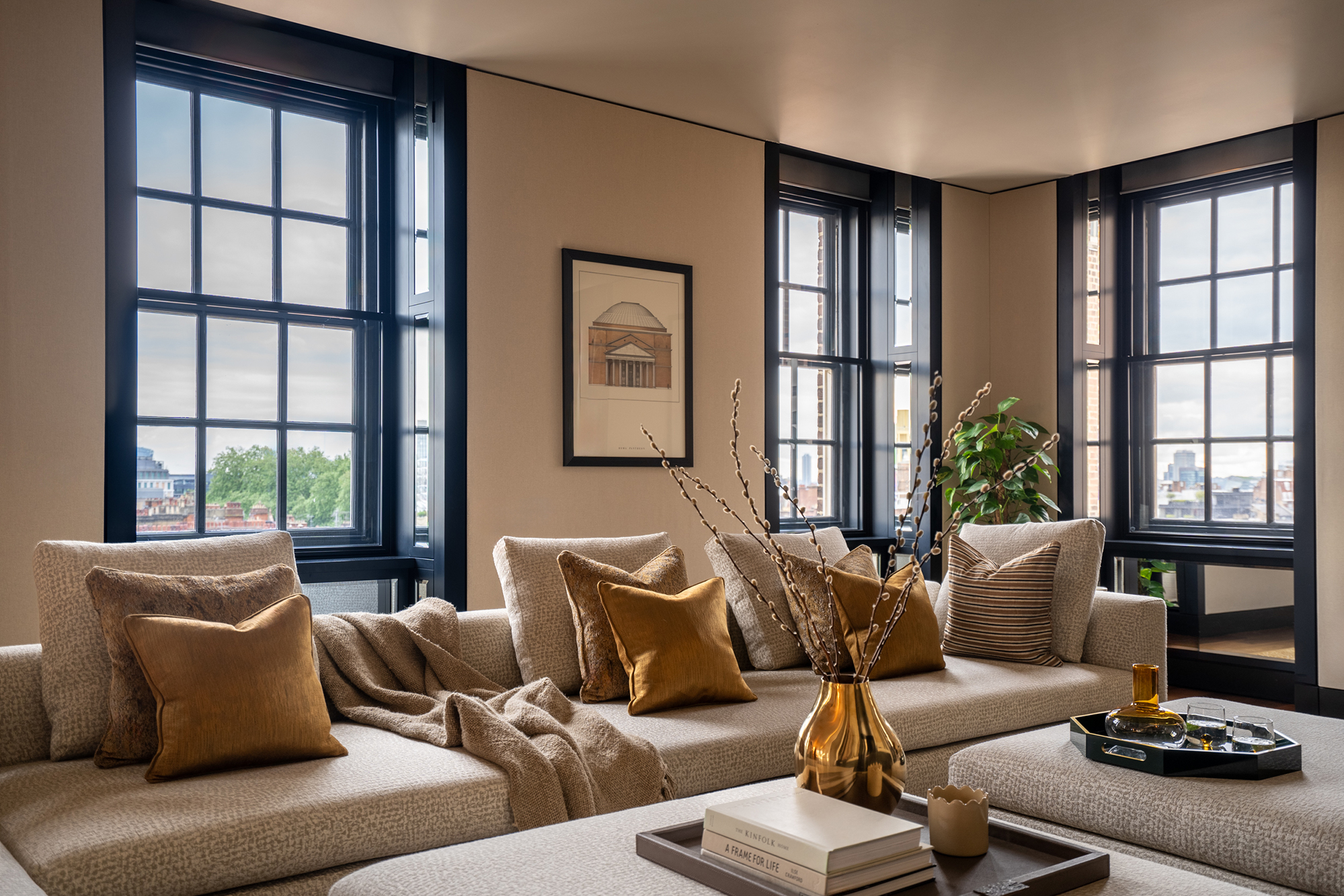 Grosvenor House Suites (City Suite)