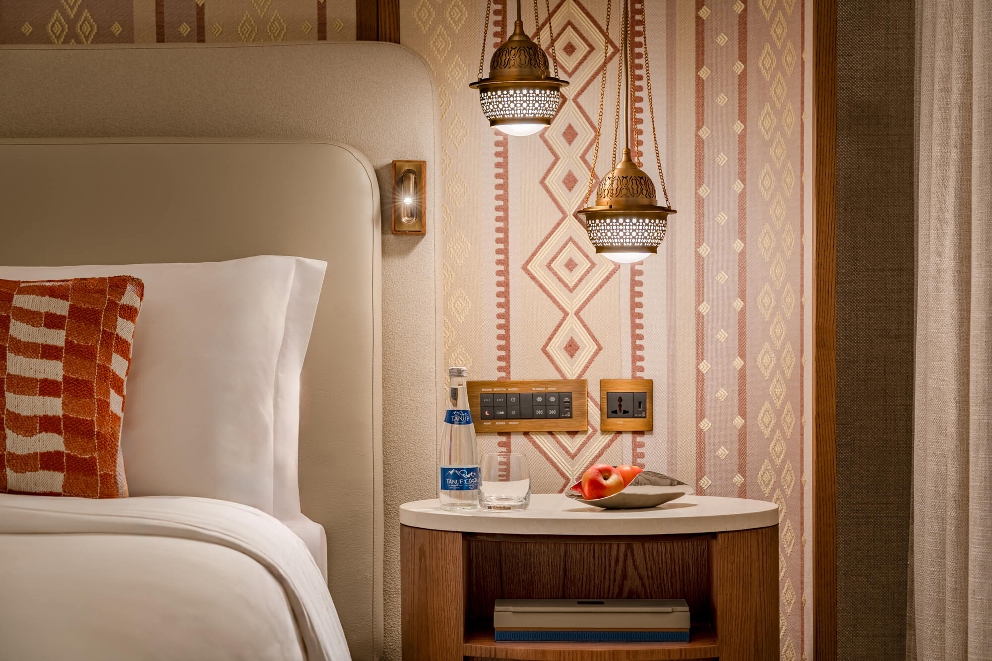 Deluxe Mountain View Guestrooms