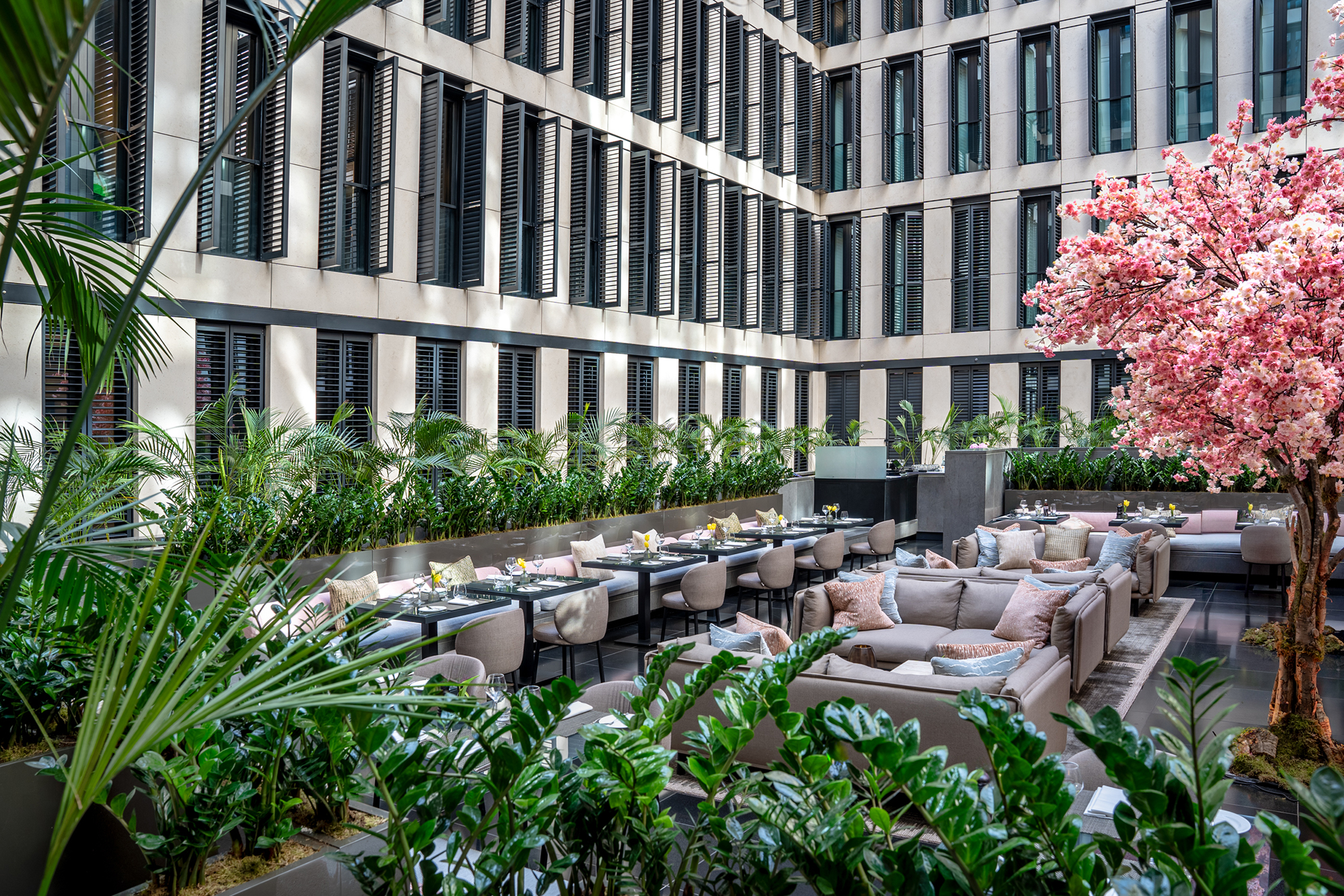 The Atrium Grosvenor House Suites